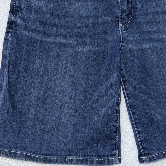 WIT & WISDOM Ab'Solution Denim Shorts Size 8 Dark Blue - Picture 2 of 5